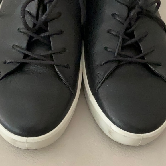 Ecco Leather Sneakers - Picture 8 of 9